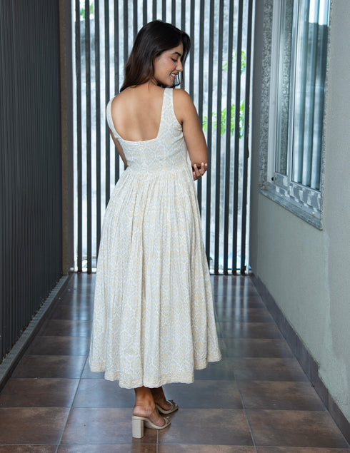 MULMUL EILEEN IVORY HAND BLOCK PRINTED DRESS MULMUL EILEEN IVORY HAND BLOCK PRINTED DRESS